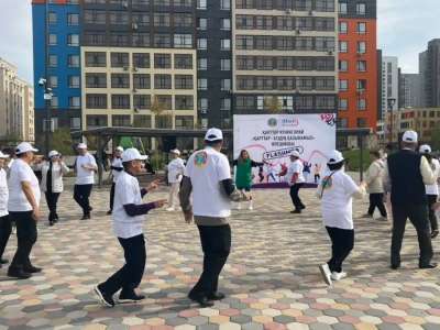 Елордада зейнеткерлердің қатысуымен флешмоб өтті