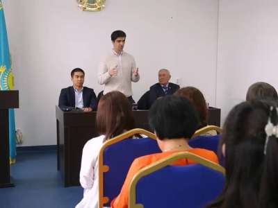 Халықтық штаб өкілдері медицина мамандарымен  АЭС салу бойынша пікір алмасты