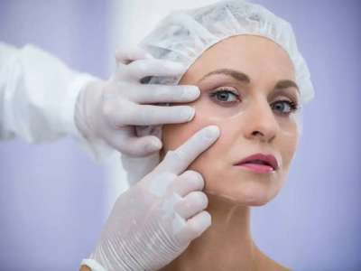 Ботоксты неше жастан бастап салдыруға болады