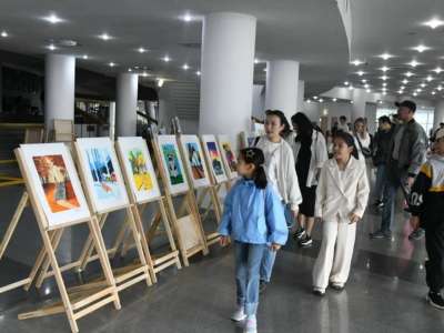 Астанада «Конституция балалар көзімен» атты жас суретшілер көрмесі өтті