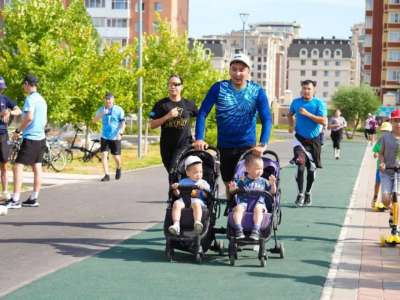 Ботаникалық бақта арбалар шеруі өтеді