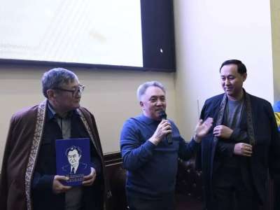 Elorda Aqparat медиахолдингі ұйымдастырған журналистер арасындағы бильярд турнирі басталды