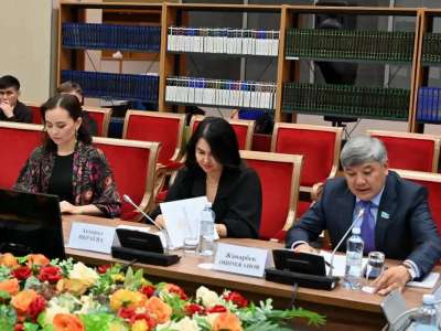 «Егемендік – ел болашағының бастауы»: Республика күніне орай елордада дөңгелек үстел өтті