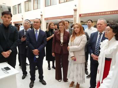 AI-Sana апталығы: ЕҰУ зерттеушілері AI жобаларын таныстырды