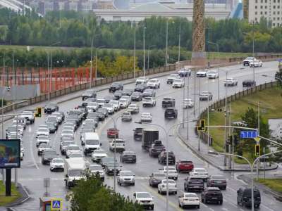 Бүгіннен бастап кейбір көлік түрлерін Қазақстанға әкелуге болмайды