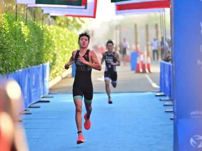 Рамазан Айнегов триатлоннан Азия ойындарында күміс жүлдеге ие болды