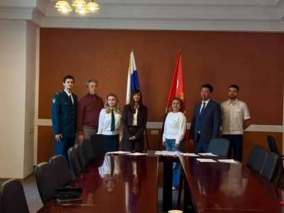 Қазақстан делегациясы Санкт-Петербургтегі Ресей Кеден академиясының студенттерімен кездесті