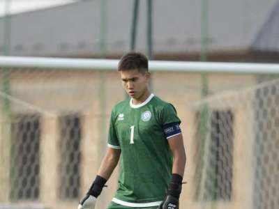 «Қайраттың» қақпашысына су жаңа көлік сыйға берілді