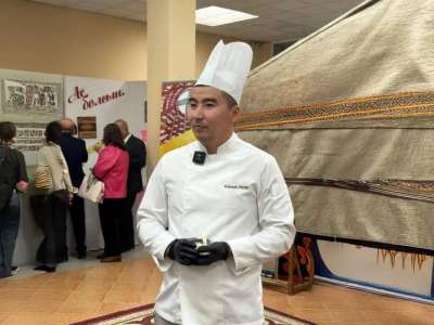 TurkicSkills-2025: Маңғыстаулық педагог қазақтың ірімшігінен балмұздақ жасап ұсынды