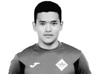 19 жастағы футболшы ойын кезінде көз жұмды