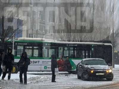 Астанада автобус пен жеңіл автокөлік соқтығысты