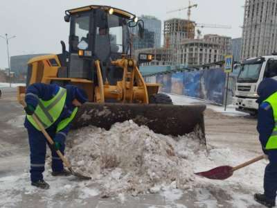 Елордада 2800-ден астам жұмысшы қар тазалауға шықты