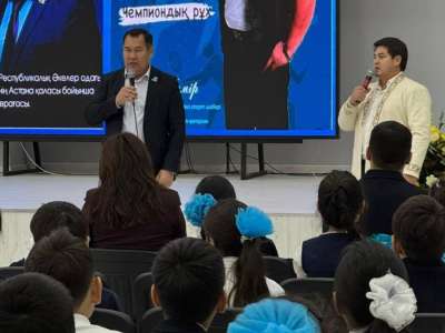 «Әке тәлімі – өмір азығы»: астаналық мектепте ашық тәрбие сағаты өтті