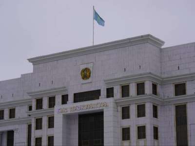 Бас прокуратура қаза тапқан және жарақат алған әскери қызметшілердің аналарын қабылдайды