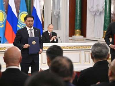 Президенттің Ресейге мемлекеттік сапары барысында 13 келісімге қол қойылды