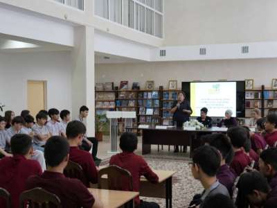 «Таза Қазақстан»: астаналық ардагерлер студенттерге табиғатты қорғау тақырыбында дәріс оқыды