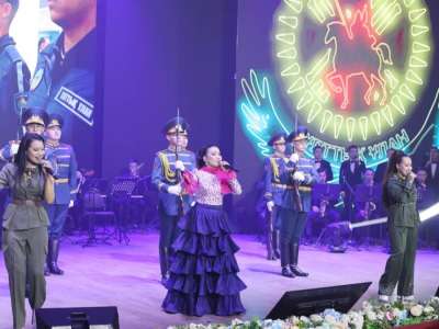 Ұлттық ұлан солисі елордалықтарға ерекше форматта концерт берді