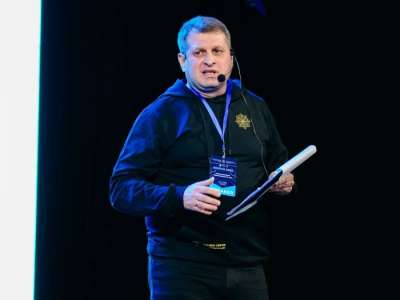 Сіздің атыңыздан аудио жолдау үшін алаяқтарға даусыңыздың 30 секунды жеткілікті – сарапшы