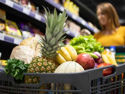 Сауда желілері әлеуметтік маңызы бар азық-түлік өндірушісінен заңсыз сыйақы талап еткен