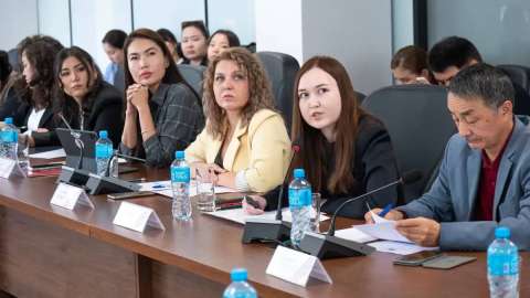 Астанада сарапшылар отбасы институтын дамытуды талқылады