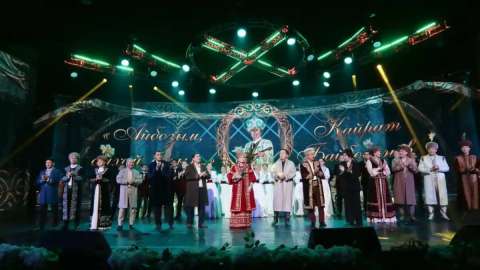 «Айбозым, айхай бозым»: Астанада Қайрат Байбосыновтың 75 жылдық мерейтойына арналған кеші өтті