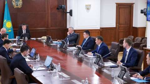 “Барлық қажетті жағдай жасалды”: Бектенов егін жинау науқанының қорытындысы туралы