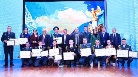 Ұлттық ұланның жауынгерлері мемлекеттік тіл байқауында топ жарды