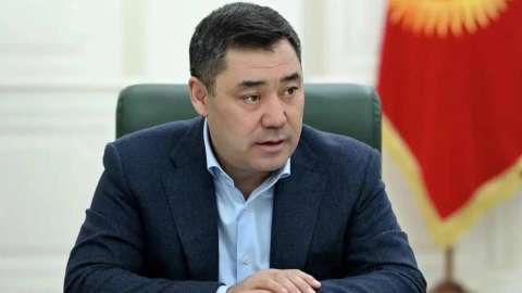 Қырғызстан президенті шенеуніктерден халықты үрейлендірмеуді талап етті