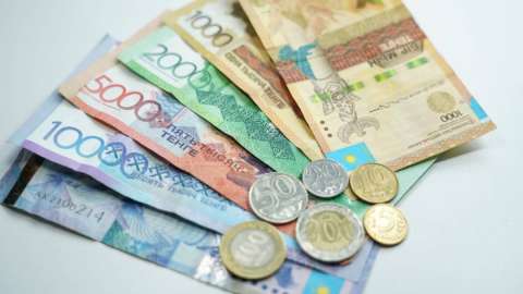 Жұмысынан айырылған 308 мыңнан астам адам әлеуметтік төлем алды