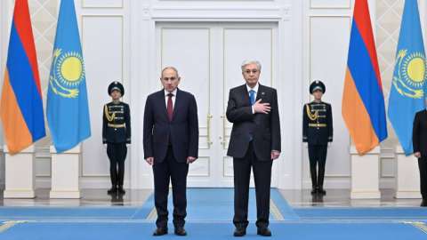 Тоқаев Ақордада Армения Премьер-министрін қарсы алды