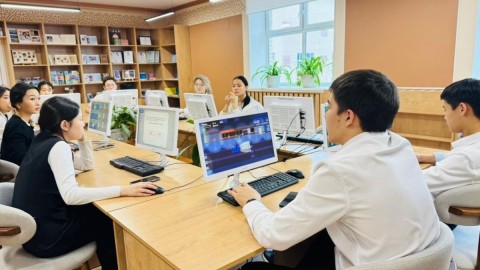 «Заң және тәртіп»: елордалық оқушылар арасында Qarzhy saqshysy ойыны өтіп жатыр