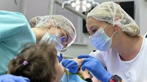 «Мұқият болуға шақырамын»: министр балалардың тісін наркозбен емдеуге қатысты түсінік берді