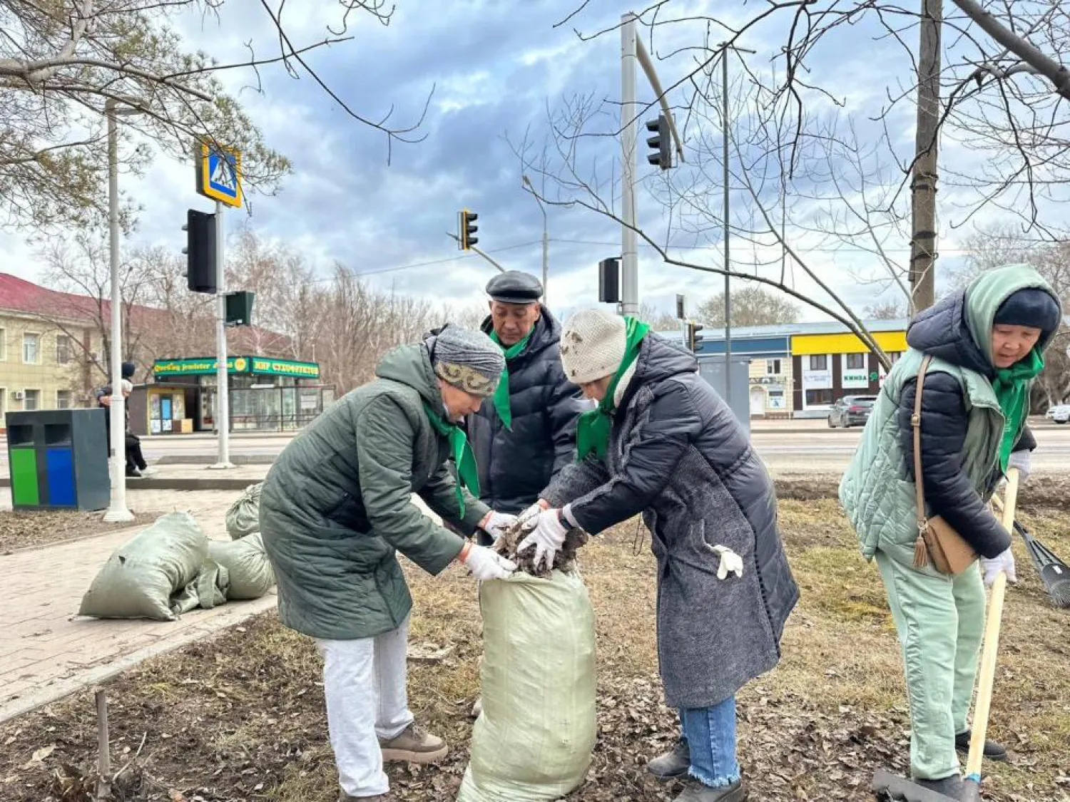 Астаналықтар сенбілікте әкімдік ұйымдастырған сыйлықтарды тауып алды