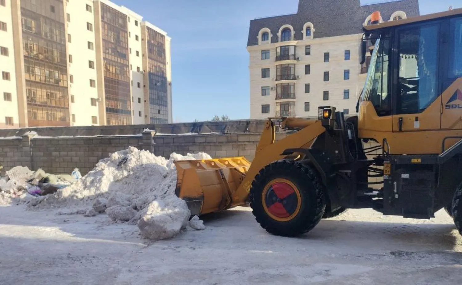 Елордада бір түнде 34 мың текше метрден астам қар шығарылды