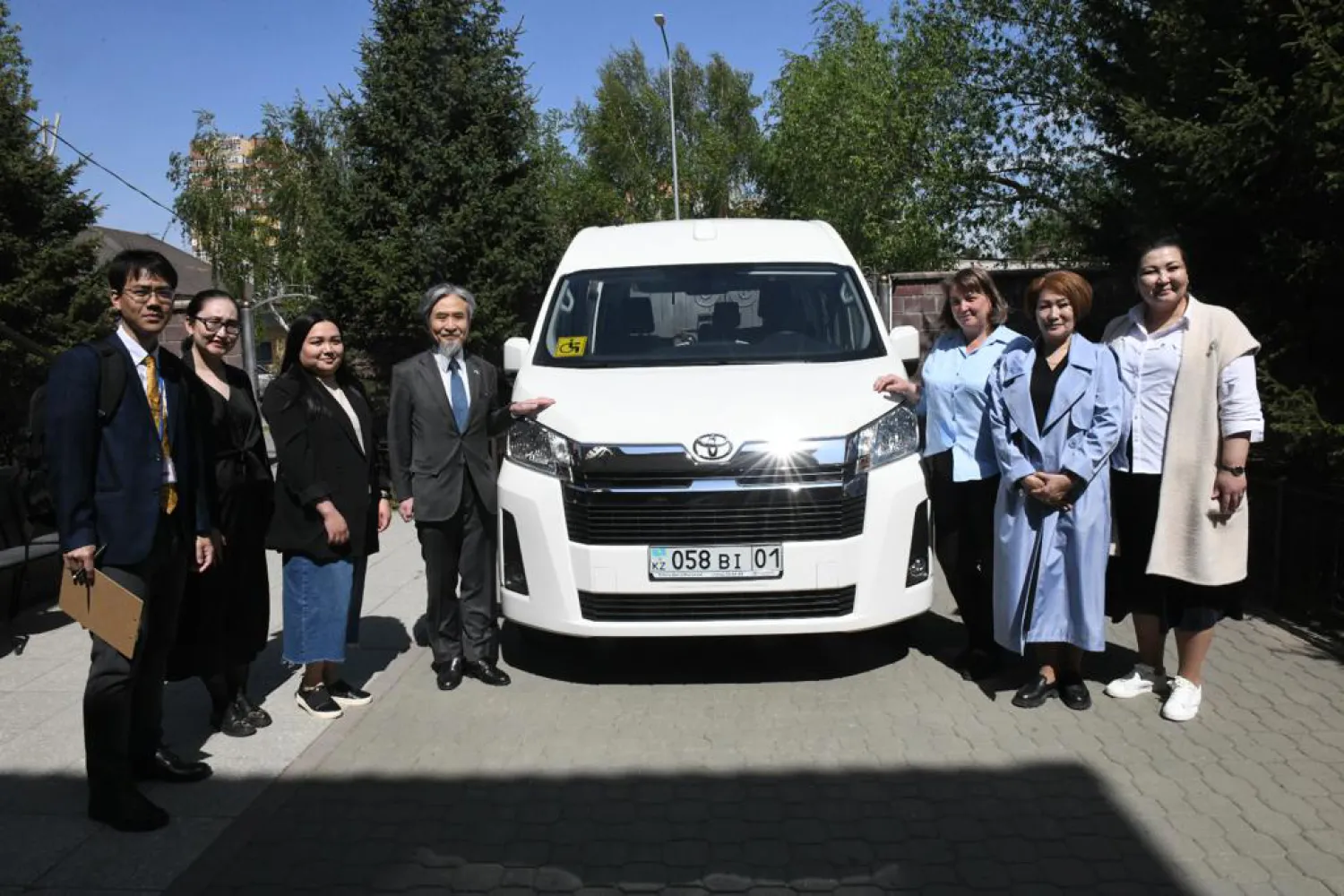 Жапонияның Қазақстандағы елшісі «Инватакси» әлеуметтік жобасын аяқтау рәсімін өткізді