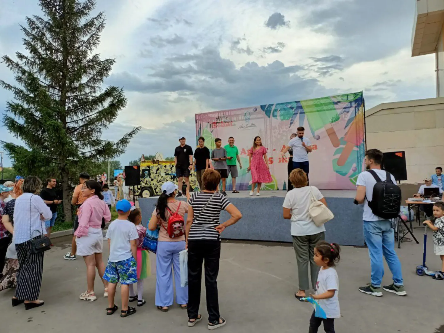 Нұр-Сұлтанда «Esirtkisiz FEST» фестивалі өтті