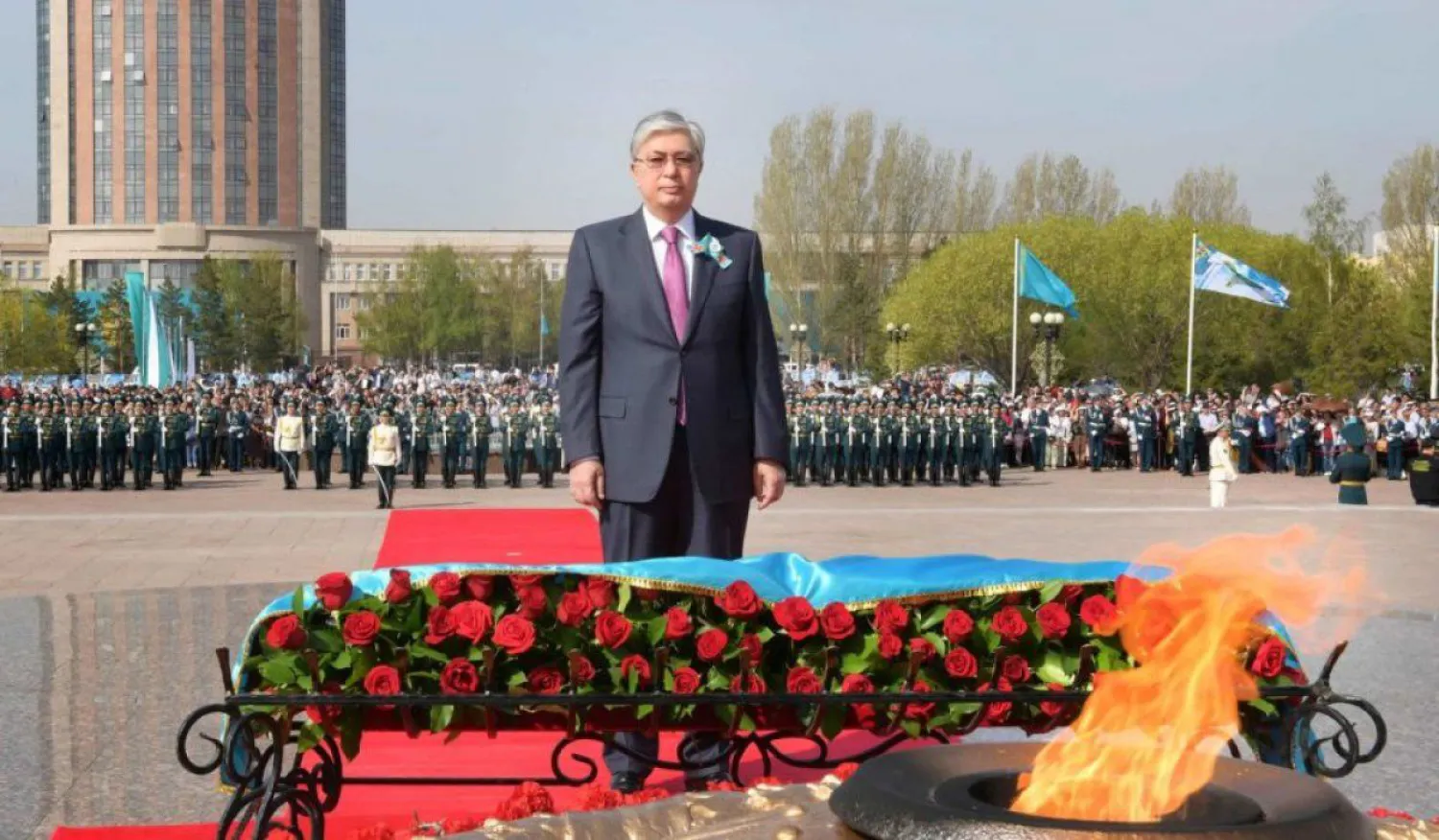 Президент: Бұл мейрам – жеңіске жеткен батырларымыздың ерлігі мен даңқының символы