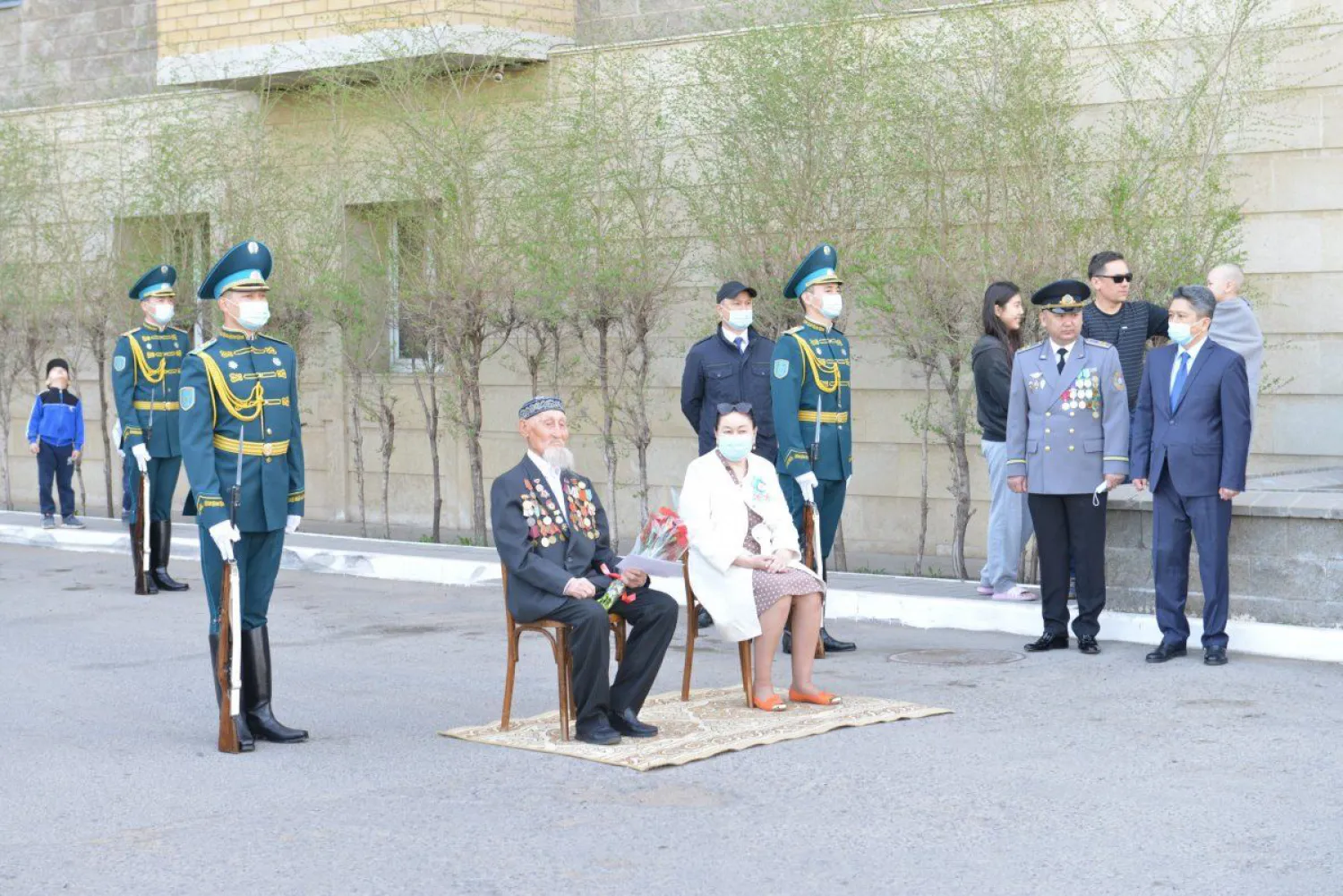 Соғыс ардагері Жақан Сейсебаевқа құрмет көрсетілді