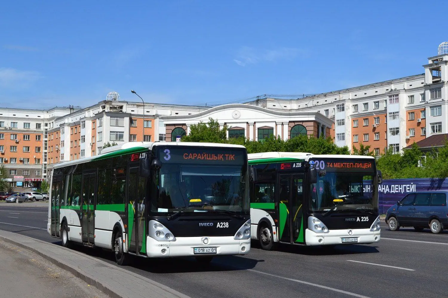 Жексенбі күні елордада қоғамдық көлік қатынайды