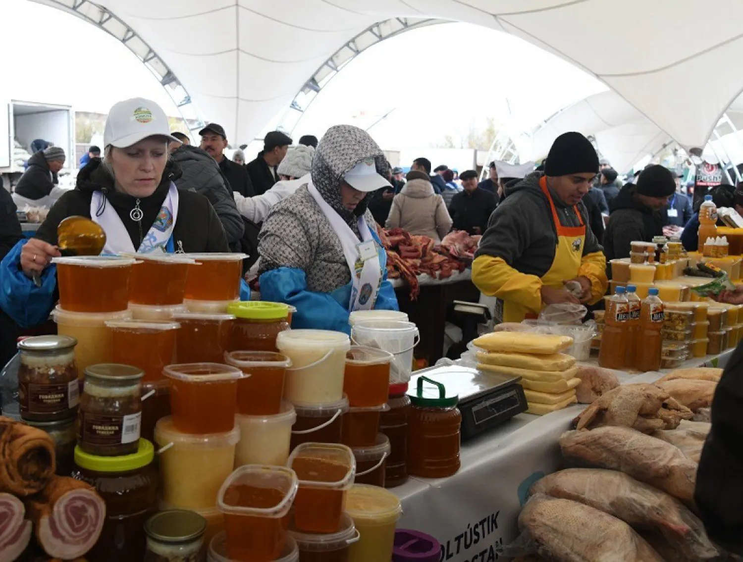 Шығыс Қазақстан және Ақмола облыстарының фермерлері елордадағы жәрмеңкеге 732 тонна өнім әкеледі