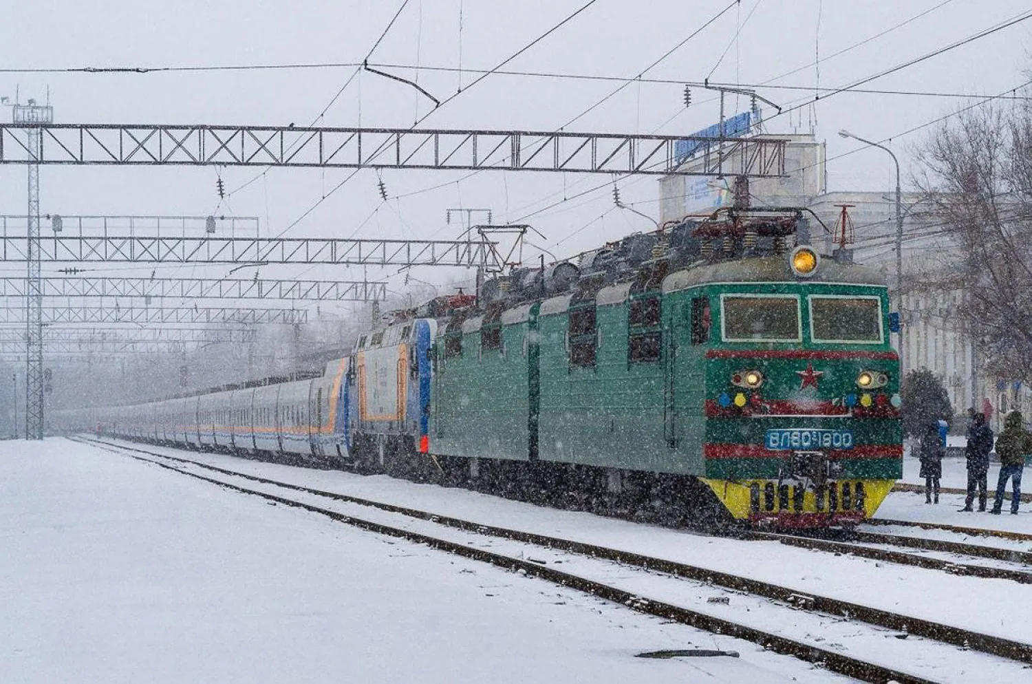 Келесі жылы теміржолшылардың айлығы өседі