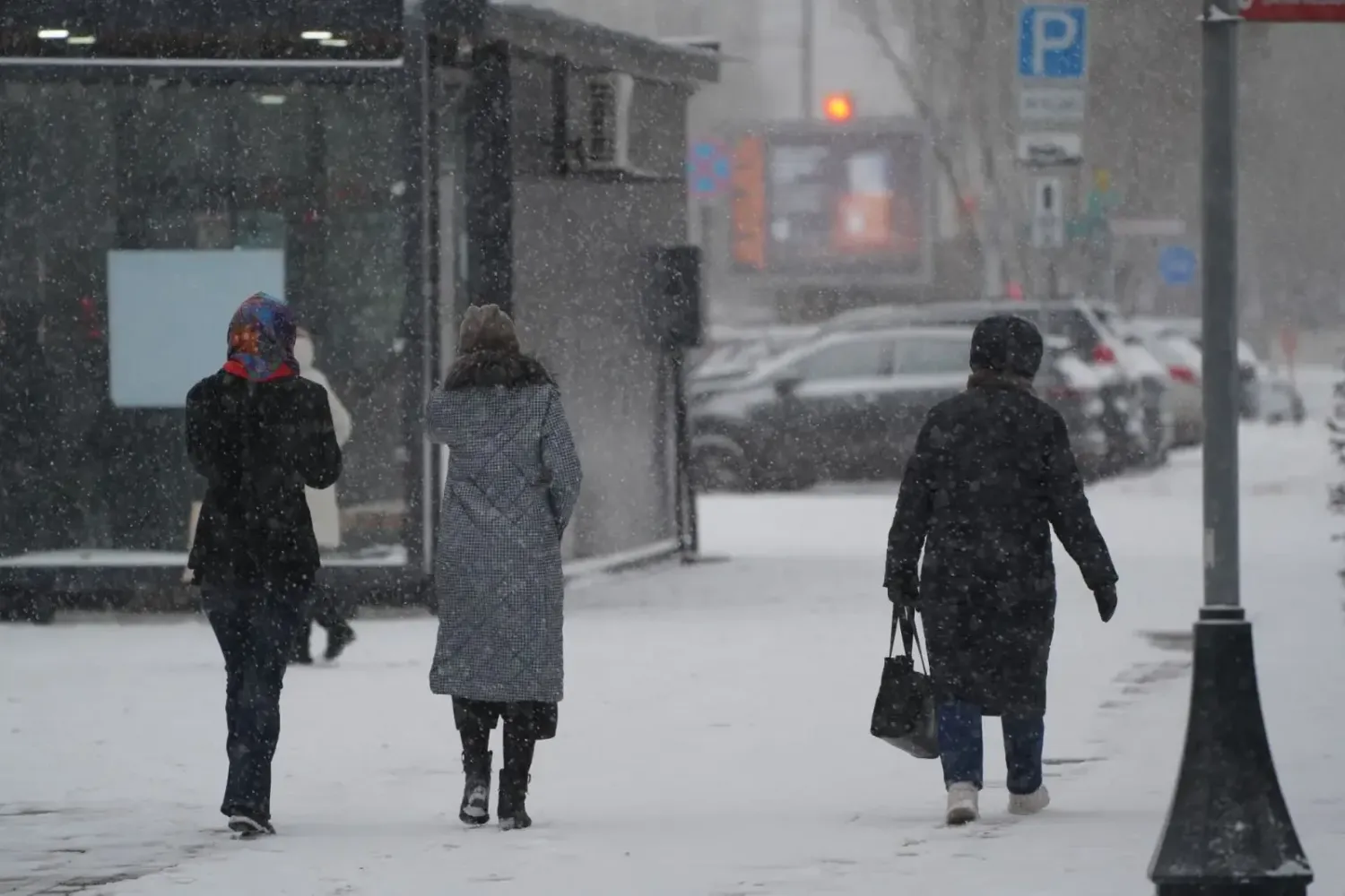 Еліміздің басым бөлігінде бұрқасын болып, жел күшейеді