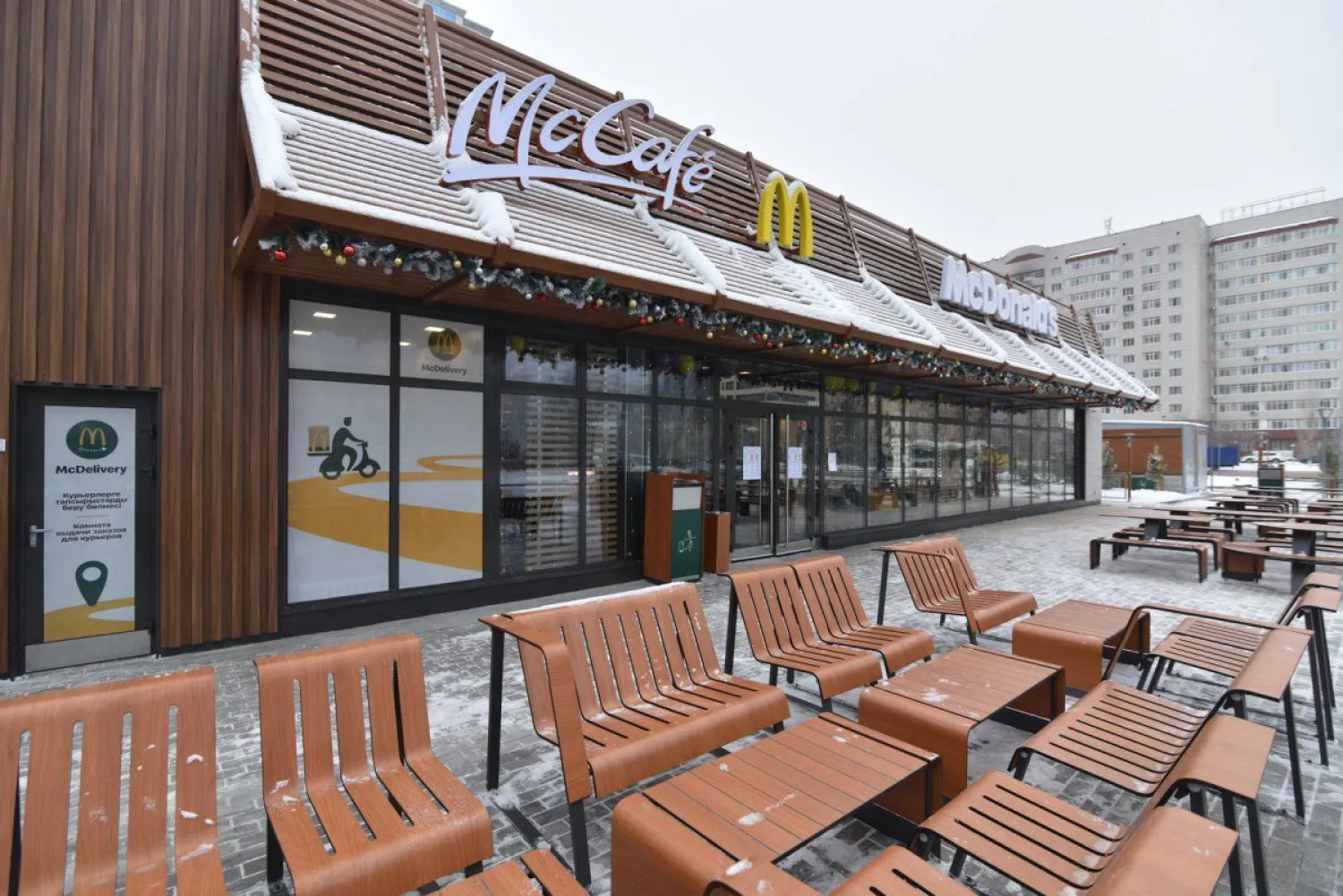 Бүгіннен бастап McDonald's Қазақстанда жұмысын уақытша тоқтатады