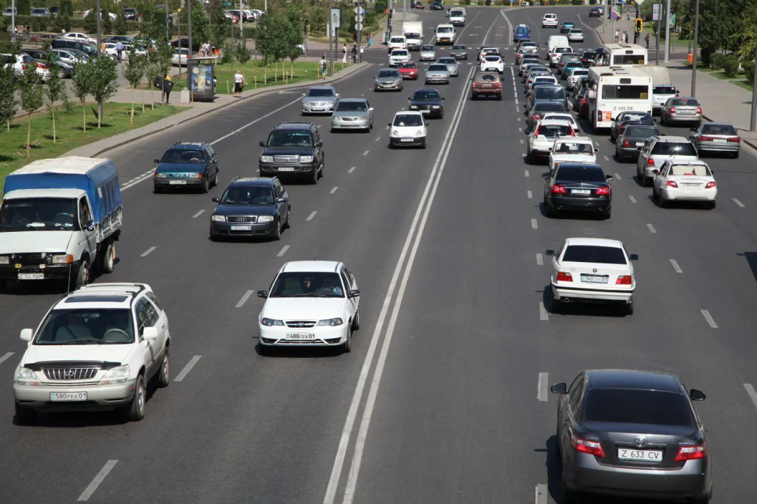 Қазақстанда 2 мыңнан астам заңсыз автокөлік тіркелген – ІІМ