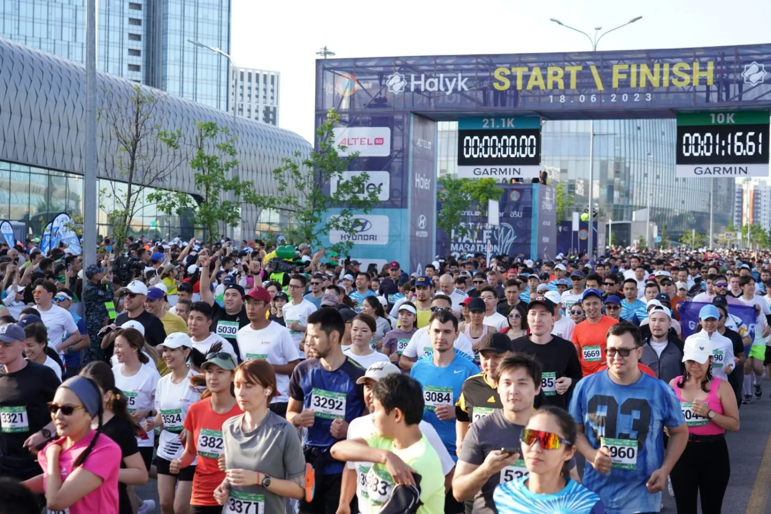 Astana Half Marathon: Жүгіруден екінші мәрте жартылай марафон сайысы өтті (ФОТО)