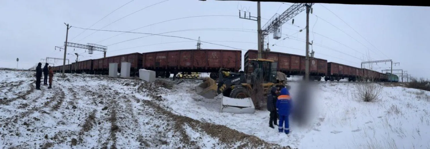 Екібастұзда жүк көлігі мен пойыз соқтығысты