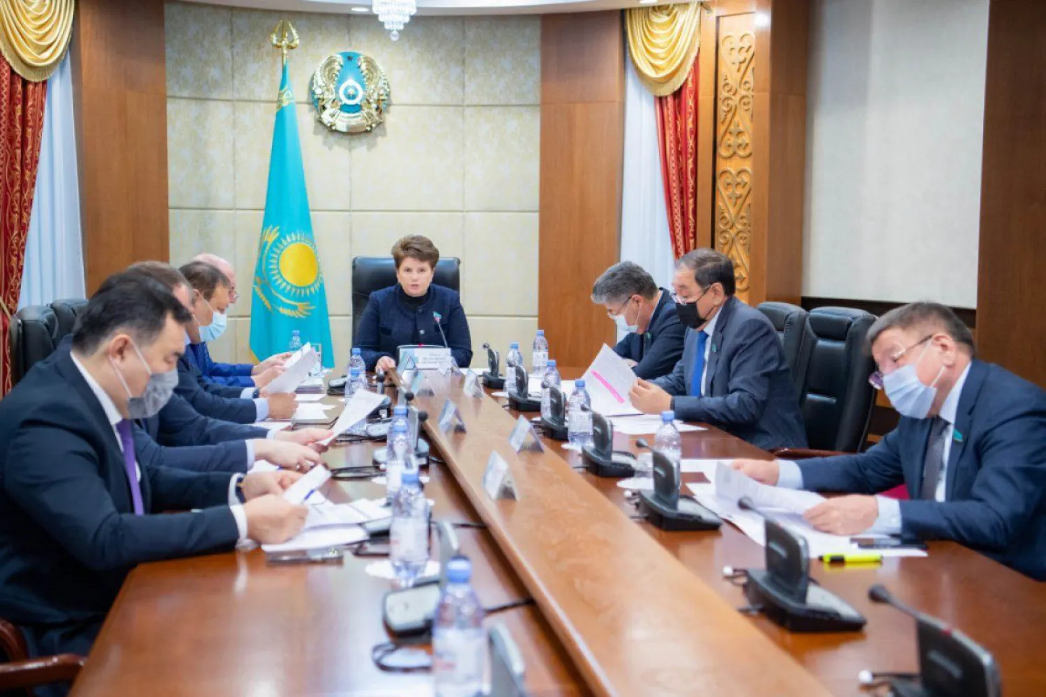 БЖЗҚ: Сенатта ең төменгі жеткіліктілік шегін анықтау әдістемесі талқыланды