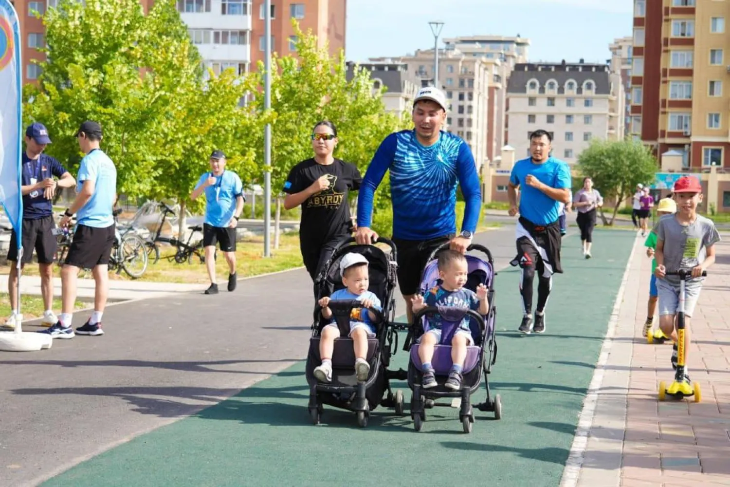 Ботаникалық бақта арбалар шеруі өтеді