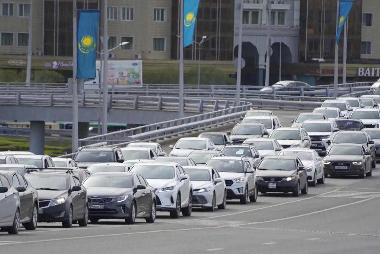 Қазақстандықтар көліктеріне «сәнді» нөмір алуға қанша ақша жұмсайды