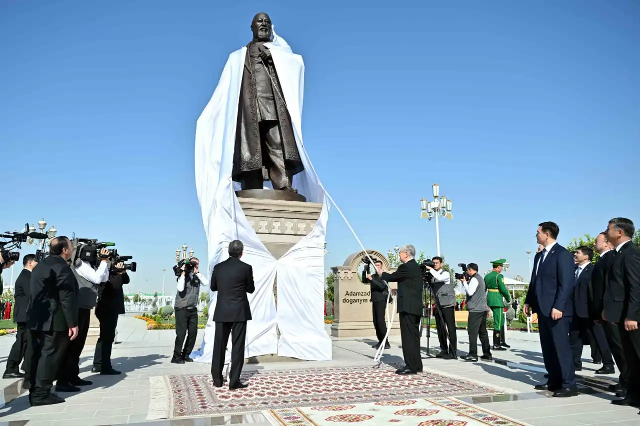 Ашхабадта Абай ескерткіші ашылды